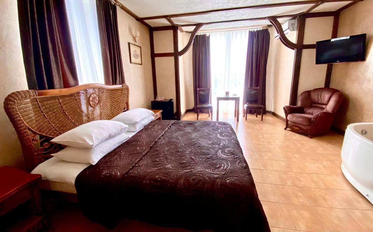 Vyshegrad Castle Hotel Вишгород Екстер'єр фото